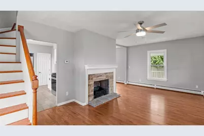 34 Chapin Avenue, Warwick, RI 02889 - Photo 3