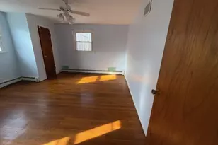 15 Plaza Dr, East Providence, RI 02915 - Photo 9