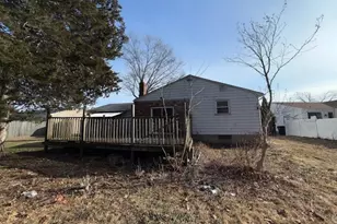 15 Plaza Dr, East Providence, RI 02915 - Photo 15