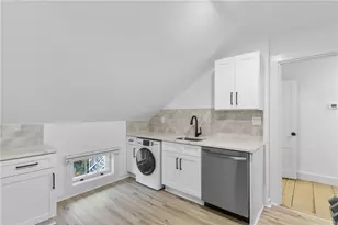 13 Sherman St, Newport, RI 02840 - Photo 45