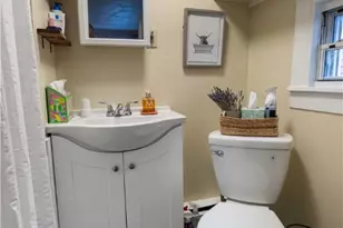 35 Church St, Warren, RI 02885 - Photo 9