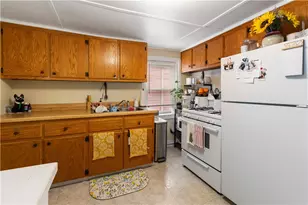 35 Church St, Warren, RI 02885 - Photo 3