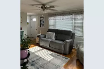 859 Pontiac Avenue, Cranston, RI 02910 - Photo 9