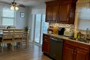 859 Pontiac Ave, Cranston, RI 02910 - Photo 11