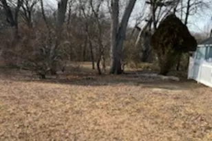 859 Pontiac Ave, Cranston, RI 02910 - Photo 5