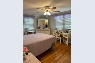 859 Pontiac Avenue, Cranston, RI 02910 - Photo 15