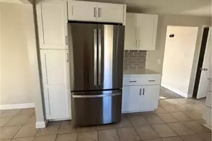 74 Lake St, Cranston, RI 02910 - Photo 7