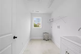 77 Lantern Hl Dr, Cranston, RI 02921 - Photo 25