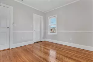 382 Orms St, Providence, RI 02908 - Photo 9