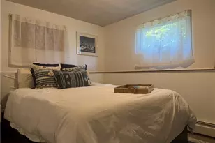 15 Bliss Mine Rd, Middletown, RI 02842 - Photo 11