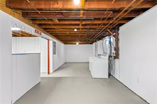 111 Canna St, Warwick, RI 02888 - Photo 25