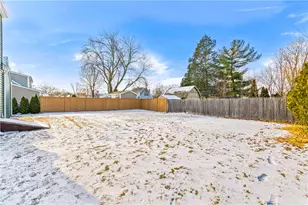 111 Canna St, Warwick, RI 02888 - Photo 33