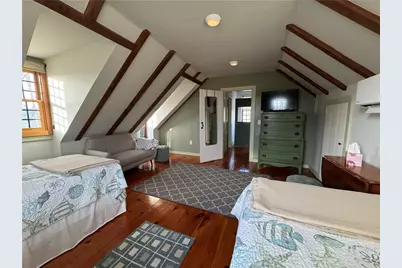 9 Thames Street, Newport, RI 02840 - Photo 29