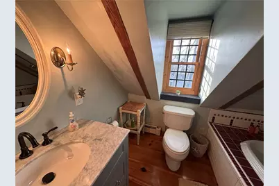 9 Thames Street, Newport, RI 02840 - Photo 25