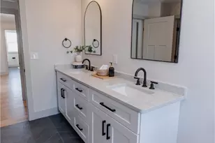 299 Jastram St, Providence, RI 02908 - Photo 37