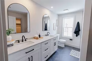 299 Jastram St, Providence, RI 02908 - Photo 35