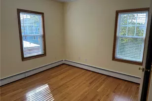 471 Wood St, Bristol, RI 02809 - Photo 11