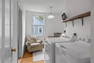 65 Kingston Ave, Newport, RI 02840 - Photo 11