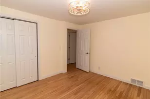 105 Hornet Rd, North Kingstown, RI 02852 - Photo 29