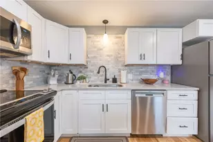 619 Armistice Blvd, Pawtucket, RI 02861 - Photo 3