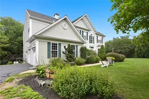 40 Wild Rose Ct, South Kingstown, RI 02879 - Photo 3