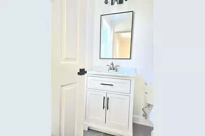 255 Ohio Avenue, Providence, RI 02905 - Photo 3