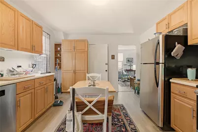 27 Dean Avenue, Newport, RI 02840 - Photo 15