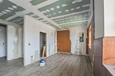 255 Main Street, Pawtucket, RI 02860 - Photo 21