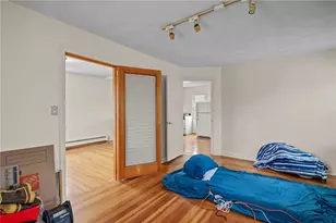 73 Trenton St, Providence, RI 02906 - Photo 19