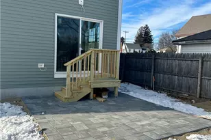 10 Dale Ave, Cranston, RI 02910 - Photo 3