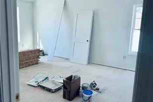 10 Dale Ave, Cranston, RI 02910 - Photo 9