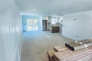 10 Dale Ave, Cranston, RI 02910 - Photo 5