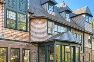 7 Red Cross Ave, Newport, RI 02840 - Photo 9