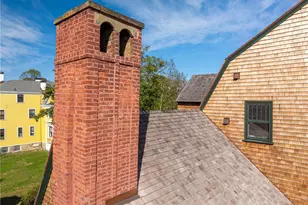 7 Red Cross Ave, Newport, RI 02840 - Photo 11