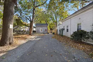 267 Green End Ave, Middletown, RI 02842 - Photo 17