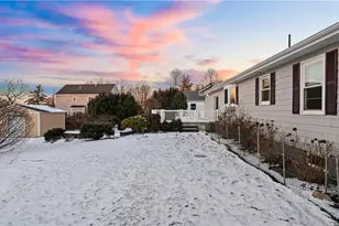 29 Robert St, Tiverton, RI 02878 - Photo 37