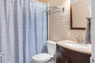 752 Quaker Ln, Warwick, RI 02818 - Photo 17