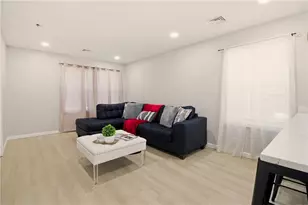 272 Sayles St, Providence, RI 02905 - Photo 9