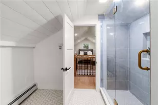 51 Poplar St, Newport, RI 02840 - Photo 23