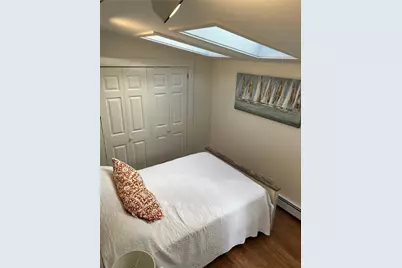 381 Third Beach Road, Middletown, RI 02842 - Photo 9