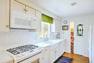 41 Riverview Dr, Westport, MA 02790 - Photo 13