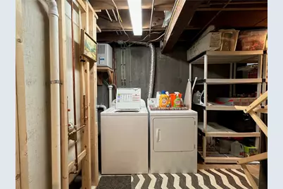 83 Eustis Avenue, Newport, RI 02840 - Photo 21