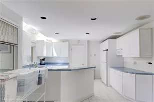 1 Ledge Rd, Newport, RI 02840 - Photo 11