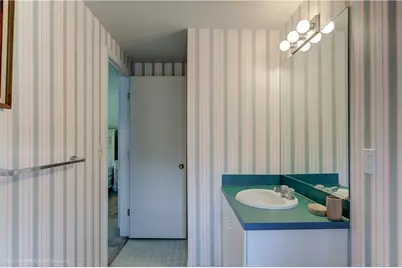 1 Ledge Road, Newport, RI 02840 - Photo 21