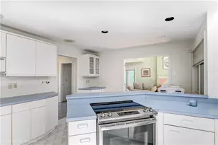 1 Ledge Rd, Newport, RI 02840 - Photo 13