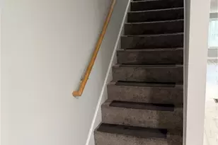 25 Denison St, Providence, RI 02904 - Photo 11