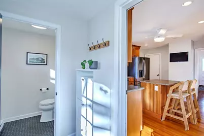 46 Highland Street, Cranston, RI 02920 - Photo 25