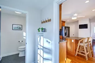 46 Highland St, Cranston, RI 02920 - Photo 25