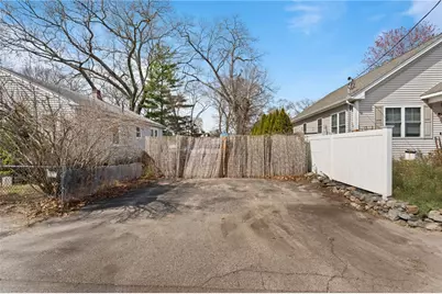 75 Northup Street, Warwick, RI 02889 - Photo 21