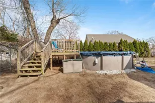 75 Northup St, Warwick, RI 02889 - Photo 17